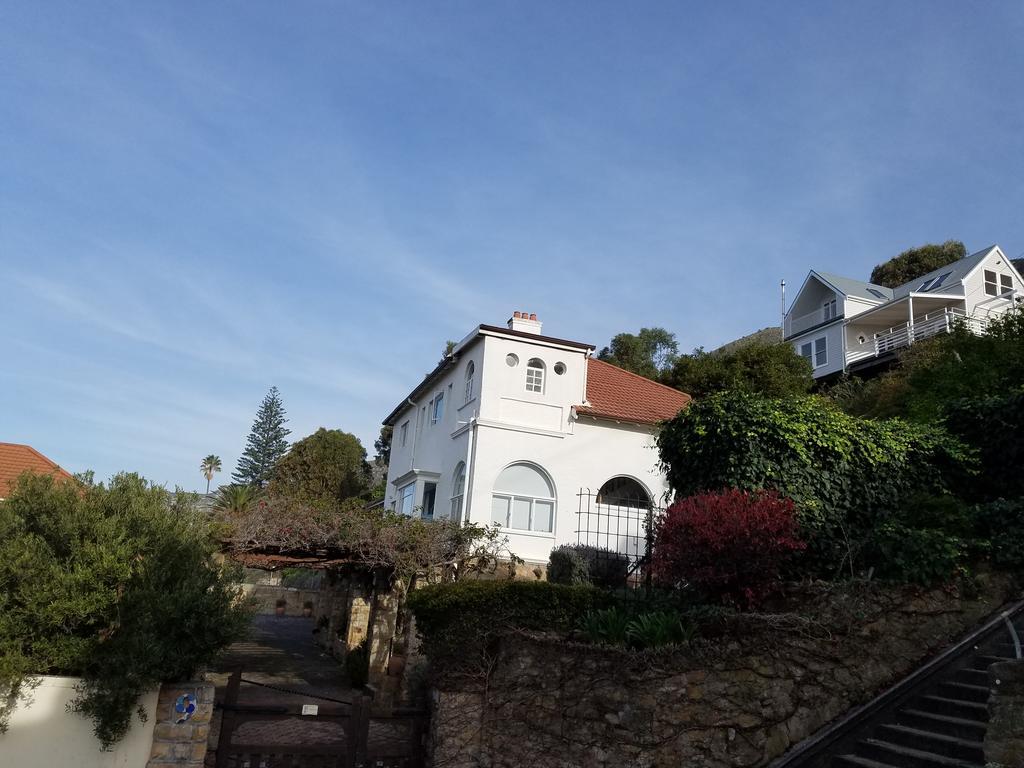 St James ブルー オン ブルー ベッド ＆ ブレックファースト Bed & Breakfast エクステリア 写真
