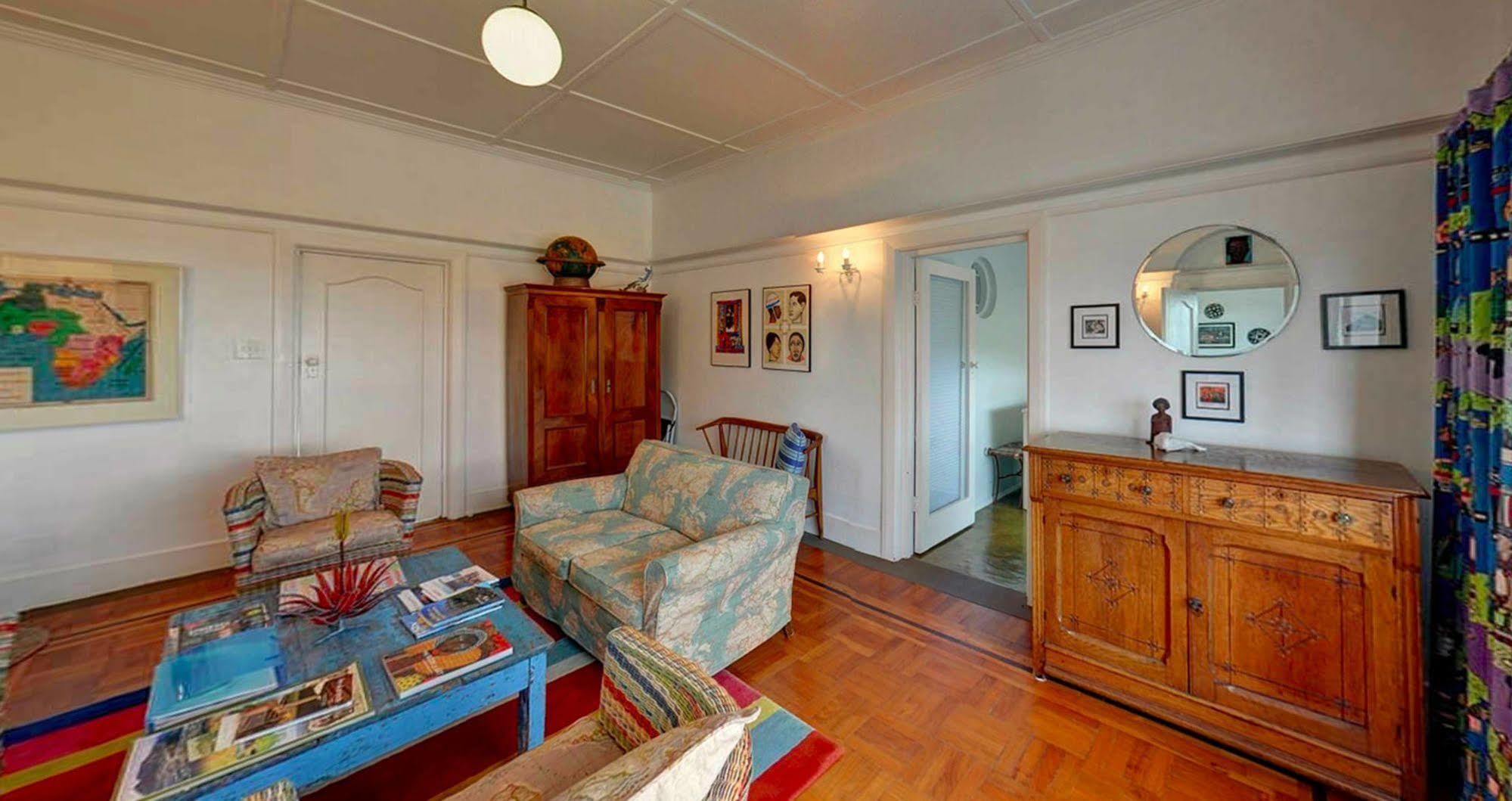 St James ブルー オン ブルー ベッド ＆ ブレックファースト Bed & Breakfast エクステリア 写真